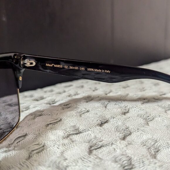 Maui Jim Sunglasses - Picture 4 of 4